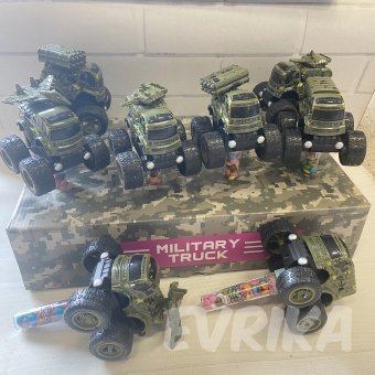 Драже Сюрприз Military Truck 8 шт